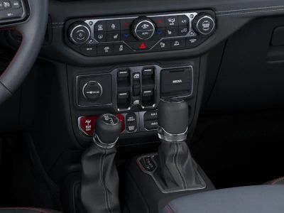 2026 Jeep Wrangler — photo 24 view