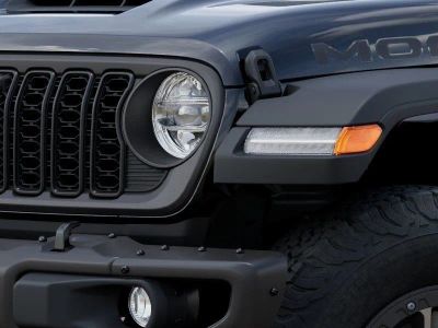 2026 Jeep Wrangler — photo 10 view