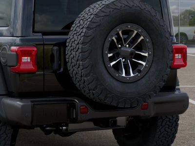 2026 Jeep Wrangler — photo 13 view