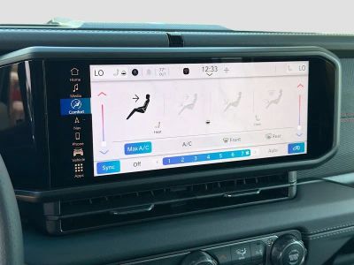 2026 Jeep Wrangler — photo 35 view