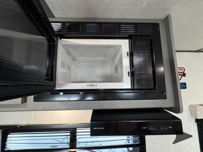 2025 Forest River RV Ozark - Photo 15
