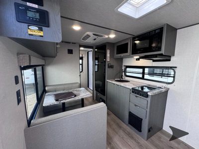 2025 Forest River RV Ozark - Photo 9