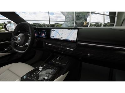 2026 BMW 5 Series - Photo 14
