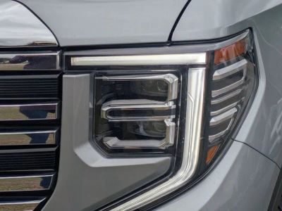 2025 GMC Sierra 1500 — photo 9 view