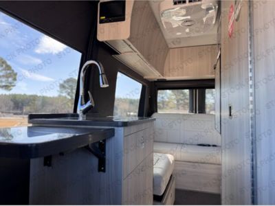 2026 Tiffin Motorhomes GT1 - Photo 6
