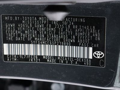 2025 Toyota Corolla FWD - Photo 38