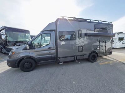 2027 Winnebago EKKO — photo 21 view