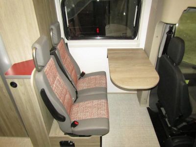 2026 Winnebago EKKO - Photo 7
