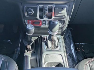 2023 Jeep Wrangler — photo 16 view