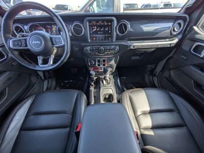 2023 Jeep Wrangler — photo 12 view