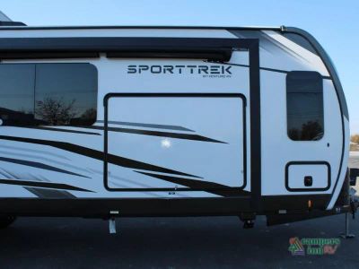 2026 Venture RV SportTrek Touring Edition — interior view
