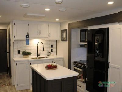 2026 Venture RV SportTrek Touring Edition — photo 38 view