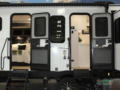 2026 Venture RV SportTrek Touring Edition — photo 31 view