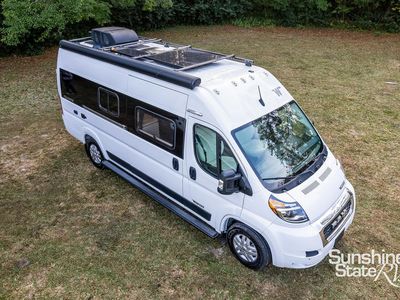 2022 Winnebago Travato — photo 8 view