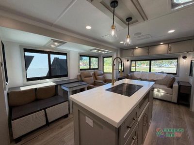 2027 Brinkley Model Z - Photo 11