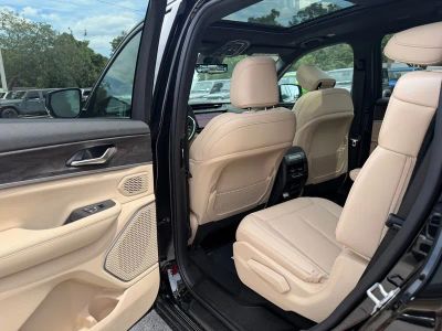 2026 Jeep Grand Cherokee L — photo 30 view