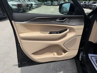 2026 Jeep Grand Cherokee L — photo 13 view