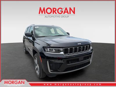 2026 Jeep Grand Cherokee L Limited in Diamond Black Crystal Pearlcoat — front three-quarter view