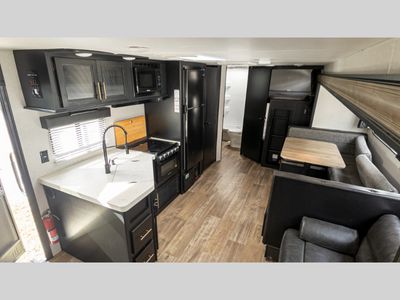 2021 Forest River RV Cherokee Grey Wolf - Photo 35