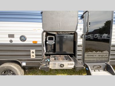 2021 Forest River RV Cherokee Grey Wolf - Photo 11