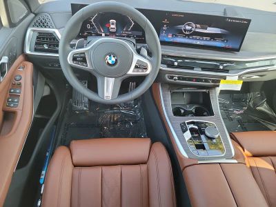 2026 BMW X5 — photo 8 view