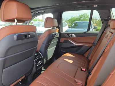 2026 BMW X5 — photo 10 view