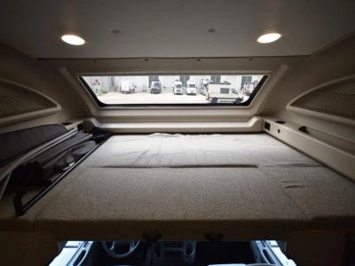 2022 Jayco SENECA - Photo 4