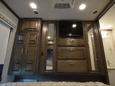 2022 Jayco SENECA - Photo 24