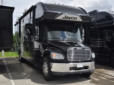 2022 Jayco SENECA - Photo 1