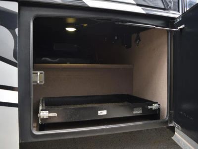 2022 Jayco SENECA - Photo 27