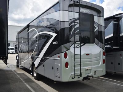 2022 Jayco SENECA - Photo 40