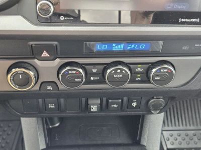 2022 Toyota Tacoma - Photo 13