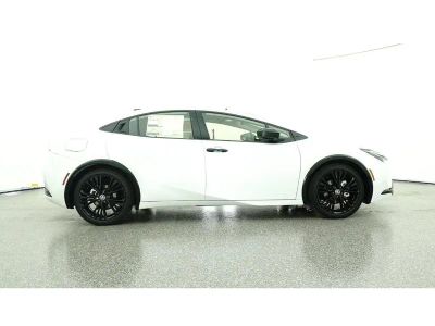 2026 Toyota Prius Plug-In Hybrid — photo 27 view