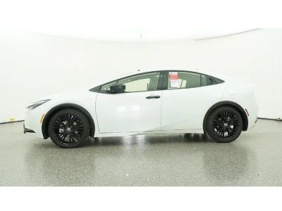 2026 Toyota Prius Plug-In Hybrid — photo 19 view