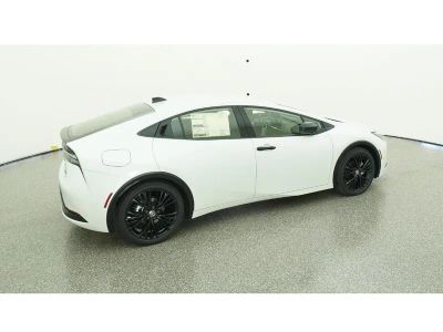 2026 Toyota Prius Plug-In Hybrid — photo 10 view
