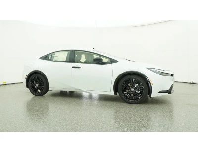 2026 Toyota Prius Plug-In Hybrid — photo 28 view
