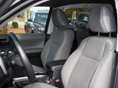 2023 Toyota Tacoma - Photo 11