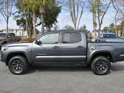 2023 Toyota Tacoma - Photo 2