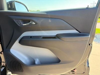 2027 Chevrolet Bolt - Photo 22