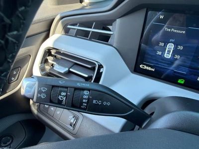 2027 Chevrolet Bolt - Photo 11