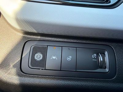 2027 Chevrolet Bolt - Photo 9
