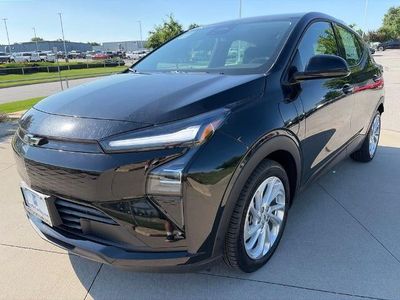 2027 Chevrolet Bolt - Photo 4