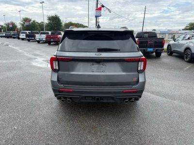 2025 Ford Explorer - Photo 8