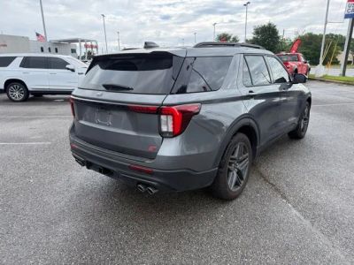 2025 Ford Explorer - Photo 5