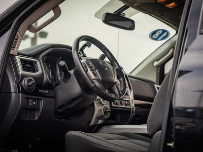 2018 Nissan Titan - Photo 18