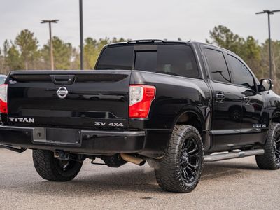2018 Nissan Titan - Photo 6