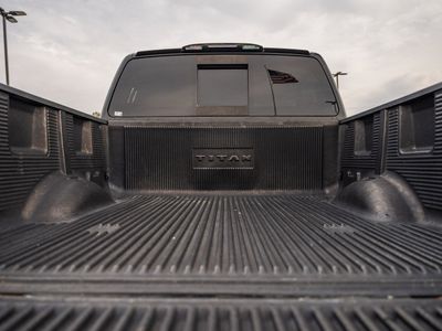 2018 Nissan Titan - Photo 16