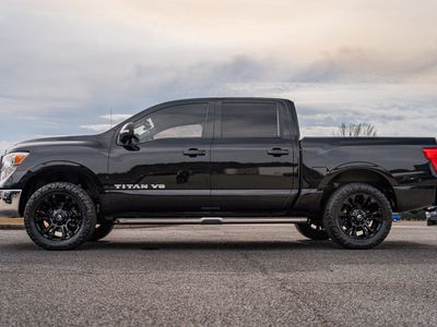 2018 Nissan Titan - Photo 3