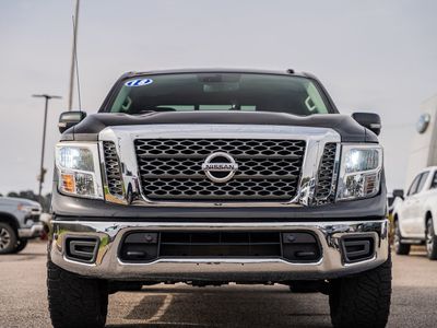 2018 Nissan Titan - Photo 1