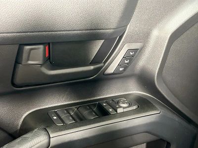 2026 Toyota 4Runner — photo 14 view